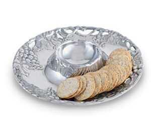 arthur court designs metal grape chip and dip platter in grape pattern sand casted in aluminum with artisan quality hand polished designer tarnish-free 14 inch diameter