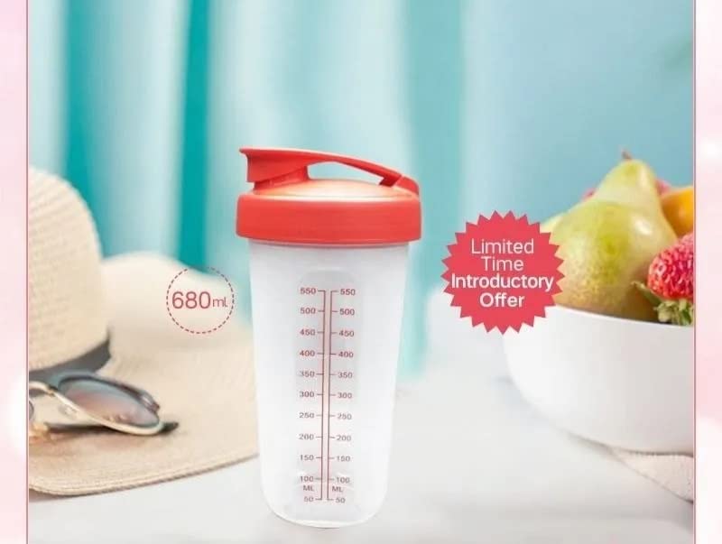 Tupperware 2-Cup Quick Shake Gravy Container