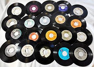 (25) 7″ vinyl records for crafts & decoration