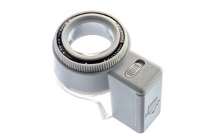 se ml7527l illuminated adjustable-focus loupe with 8x magnification