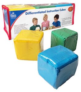 carson dellosa differentiated instruction cubes—blue, yellow, green foam learning cubes with clear pockets, customizable learning activities and cards for all subjects (3 pc)