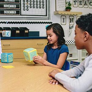 Carson Dellosa Differentiated Instruction Cubes—Blue, Yellow, Green Foam Learning Cubes with Clear Pockets, Customizable Learning Activities and Cards for All Subjects (3 pc)