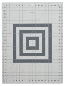 fiskars 12-83717097j self healing rotary cutting mat, 18×24, gray