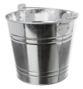 american metalcraft ptub87 natural galvanized steel pail with handle, 1.16-gallon, 8″ diameter, silver