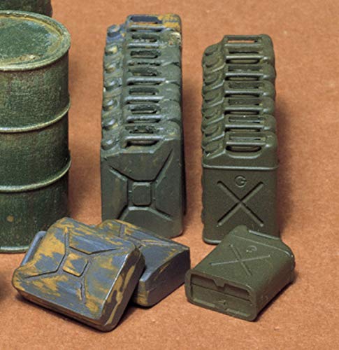 Tamiya Models Oil Drums/Jerry Cans/Buckets