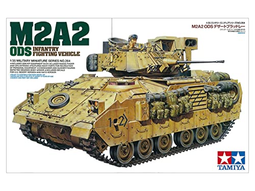 TAMIYA 35264 Desert Storm 1: 35 U.S. M2 A2 Bradley IFV (2)