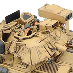 TAMIYA 35264 Desert Storm 1: 35 U.S. M2 A2 Bradley IFV (2)