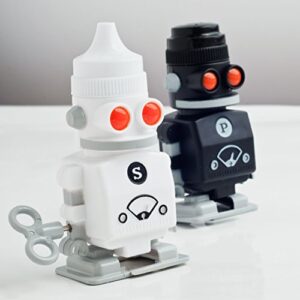 Suck UK Salt And Pepper Shakers | 2 Salt And Pepper Shaker Robots | Funny Kitchen Gadgets & Kitchen Accessories | Salt And Pepper Set For Kitchen Decor | Novelty Gifts | Salt And Pepper Shakers Funny