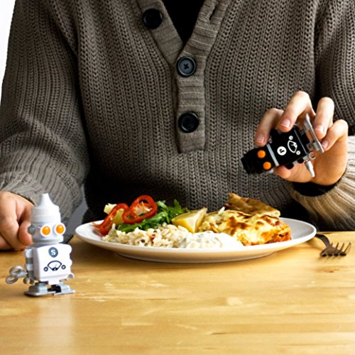 Suck UK Salt And Pepper Shakers | 2 Salt And Pepper Shaker Robots | Funny Kitchen Gadgets & Kitchen Accessories | Salt And Pepper Set For Kitchen Decor | Novelty Gifts | Salt And Pepper Shakers Funny