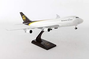 daron skymarks ups 747-400f airplane model building kit with gear 1/200-scale