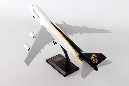 Daron Skymarks Ups 747-400F Airplane Model Building Kit with Gear 1/200-Scale