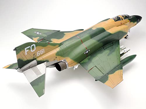 Tamiya 60305 1/32 Mcdonnell F-4 C/D Phantom II Plastic Model Airplane Kit