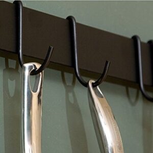 Rogar 24" Black Bar Rack with 4 Black Hooks