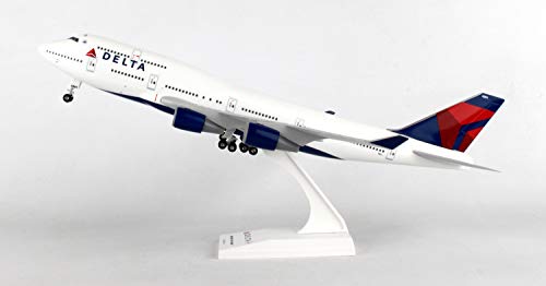 Daron Skymarks Delta 747-400 Airplane Model Building Kit with Gear, 1/200-Scale , White