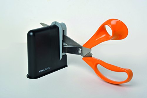 Fiskars 1005137 Scissors Sharpener, 3.5 x 10.2 x 9.8 cm, Orange