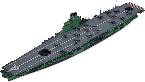 Tamiya 1/700 WWII Japanese Aircraft Carrier Shinano