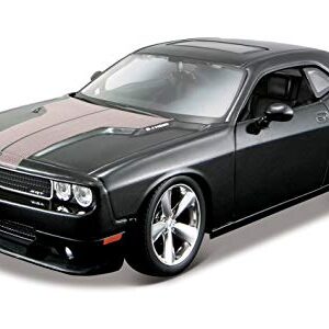 Maisto 1:24 Scale Assembly Line 2008 Dodge Challenger SRT8 Diecast Model Kit (Colors May Vary)