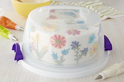 WIlton Cake Carrier and Server with Locking Lid