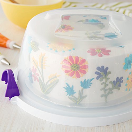 WIlton Cake Carrier and Server with Locking Lid