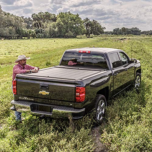 Roll N Lock M-Series Retractable Truck Bed Tonneau Cover | LG207M | Fits 2007 - 2013, 2014 HD Chevy/GMC Silverado/Sierra 6' 7" Bed (78.8")