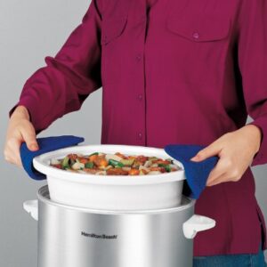 Hamilton Beach 4-Quart Slow Cooker with Dishwasher-Safe Stoneware Crock & Lid, Stainless Steel (33140V)