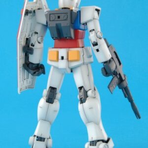 Bandai Hobby - Mobile Suit Gundam - Gundam RX-78-2 (Version 2.0),Bandai MG