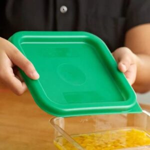 Cambro Small Polyethylene Square Lids for 2 and 4 qt. Food Containers, 6 Pack