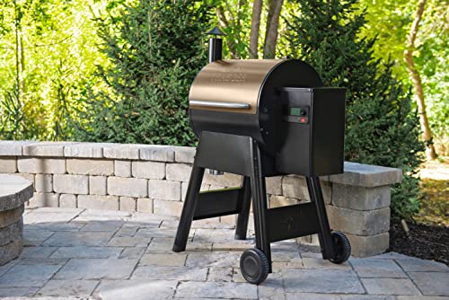 Traeger Grills Pro Series 575 Wood Pellet Grill and Smoker with Wifi, App-Enabled, Bronze