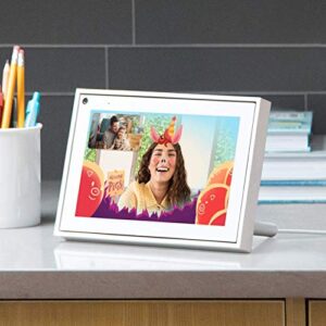 Portal Mini White 8" from Facebook. Smart, Hands-Free Video Calling with Alexa Built-in