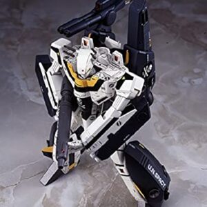 Macross 1/72 Scale VF-1S Strike Battroid Valkyrie Construction Kit by Hasegawa