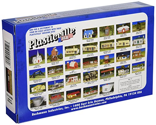 Bachmann Trains - PLASTICVILLE U.S.A. BUILDINGS – CLASSIC KITS - FARM BUILDINGS with ANIMALS - HO Scale