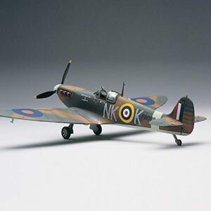 Revell 1:48 Spitfire MKII, Multi-Colored