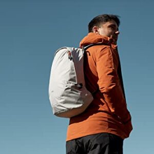 Bellroy Lite Daypack (lightweight performance backpack) - Shadow