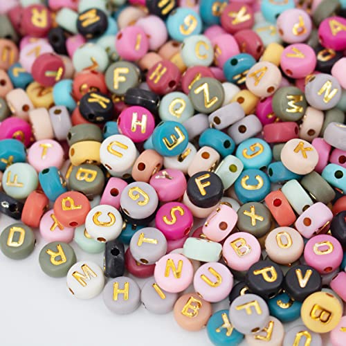 1200pcs Acrylic Letter Beads Alphabet Beads Round Mixed "A-Z" Alphabet Letter Bead Spacer Loose Bead with 1 Roll Crystal String Cord for Jewelry Making DIY Bracelets, Necklaces, Keychain（4mm x 7mm)