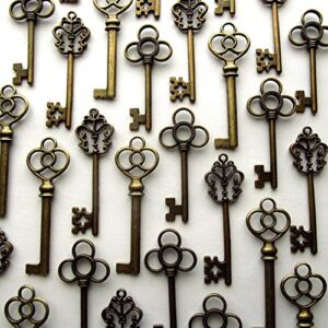 Aokbean Mixed Set of 30 Large Skeleton Keys in Antique Bronze - Set of 30 Keys