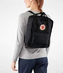 Fjallraven Women's Kanken Backpack, Black, One Size