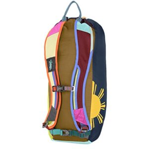 Cotopaxi Luzon 18L - DEL Dia (One of a Kind) - Durable Lightweight Nylon Hiking Packable Daypack Backpack