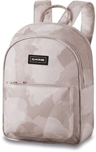 dakine essentials mini 7l backpack – sand quartz