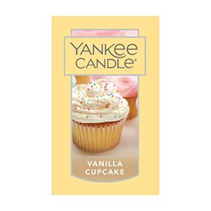 Yankee Candle Vanilla Cupcake Scented, Classic 22oz Large Jar Single Wick Candle, Over 110 Hours of Burn Time