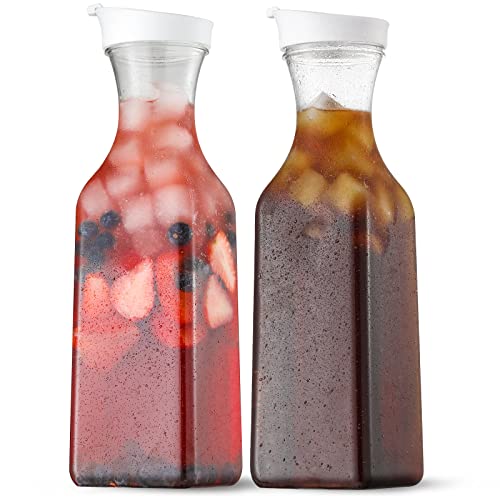 NETANY 50 Oz Water Carafe with Flip Top Lid, Set of 2 Square Base Juice Containers, Clear Plastic Pitcher - for Water, Iced Tea, Juice, Beverage, Milk, Cold Brew and Mimosa Bar - HAND WASH ONLY