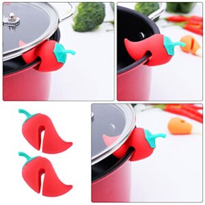 Silicone Pot Lid Lifters 2Pcs Spill- proof Lid Lifter Silicone Lid Lifts Chili Kitchen Pot Lid Holders Lid Stand Heat Resistant Holder Keep The Lid Open (Red) Steam Releaser