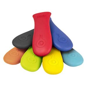 Lodge Silicone Hot Handle Holder - Red Heat Protecting Silicone Handle for Lodge Cast Iron Skillets with Keyhole Handle