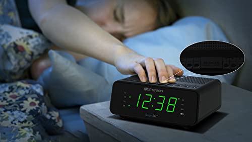 Emerson SmartSet Alarm Clock Radio with AM/FM Radio, Dimmer, Sleep Timer and .9" LED Display, CKS1900 (Black)