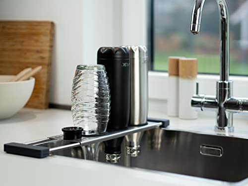 Sanni Shoo Drip.it+ | Stainless Steel Kitchen Sink Caddy | Bottle Holder for 3 Bottles with Protective Silicone Rings | Compatible with Sodastream Aqua Fizz and Other Bottles | Drainer & Organizer