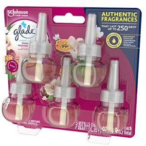 Glade PlugIns Refills Air Freshener, Scented and Essential Oils for Home and Bathroom, Vanilla Passion Fruit, 3.35 Fl Oz, 5 Count