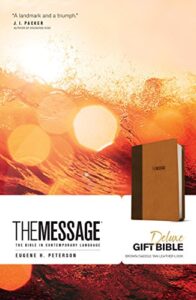 the message deluxe gift bible (leather-look, brown/saddle tan): the bible in contemporary language
