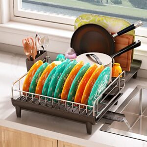 Dish Drying Rack, Kitchen Counter Dish Drainers Rack Expandable(16.9" to 26.8"), Auto-Drain Drainboard Stainless Steel Large Strainers Drying Rack with Pan Holder Utensil Holder Caddy Organizer, Black