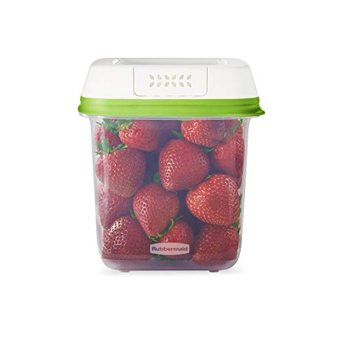 Rubbermaid FreshWorks Saver, Medium Produce Storage Container, 7.2-Cup, Clear