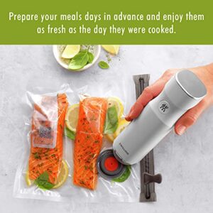 ZWILLING Fresh & Save 30-Piece Small Vacuum Sealer Bags, 1/2 Gallon Reusable Snack Bags, Meal Prep