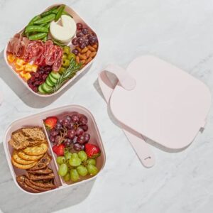w&p porter lunch box, 3 compartment bento box style portable adult lunch box with snap strap- food container, bpa free, dishwasher and microwave safe, blush, medium